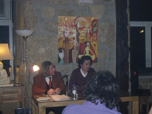 Rui Vieira acompanhado com Manuel Silva Ramos, no primeiro Café Literário de 2011.  
