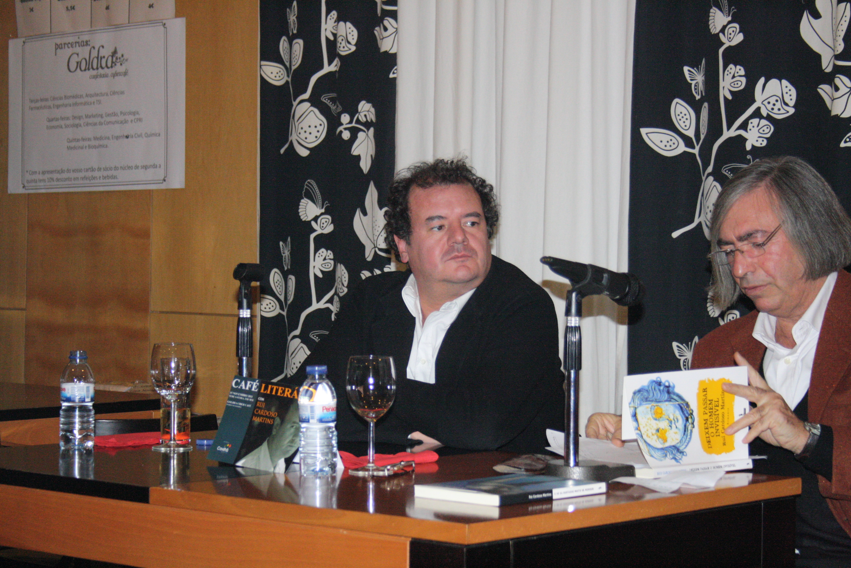 Rui Cardoso Martins foi o convidado do mês de Novembro do café literário