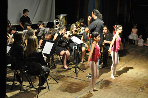 Mais de uma centena de músicos estará no palco do Teatro Municipal da Covilhã, no próximo domingo