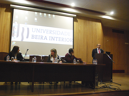 O vice-reitor da UBI para a Área da Investigação, Paulo Moniz, durante a abertura do evento