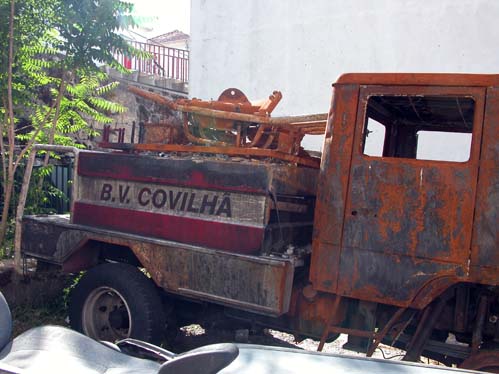 No ano passado uma viatura dos BVC ficou destruda num fogo florestal