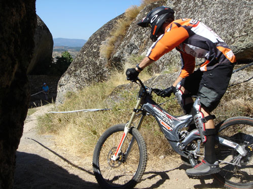 A prova realizada no Sbado, em Monsanto, foi a ltima do Circuito Nacional de Downhill Urbano.