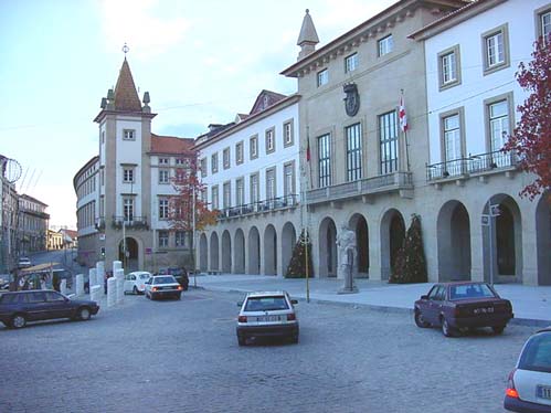 A direco do centro acusa a Cmara da Covilh de no apoiar a instituio