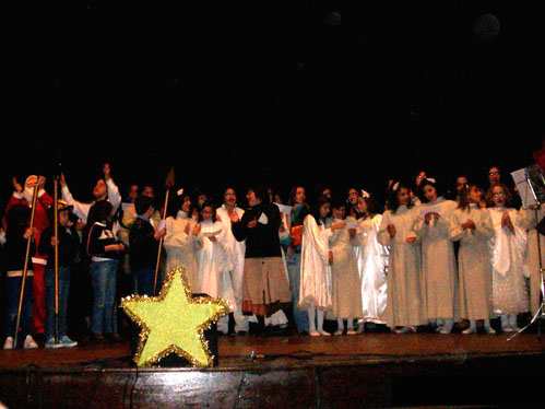 O Oriental de So Martinho promoveu a sua festa de Natal no Teatro-Cine