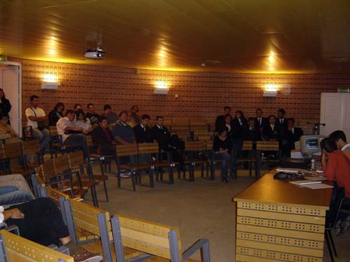 Os alunos votaram o Plano de Actividades para 2007 (foto de arquivo)