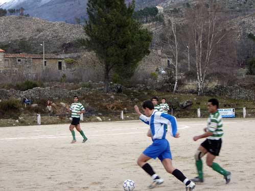 A formao de Unhais foi mais forte que a equipa adversria