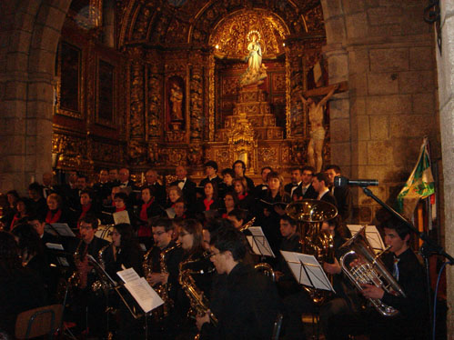 O Orfeo da Covilh cantou pela Paz