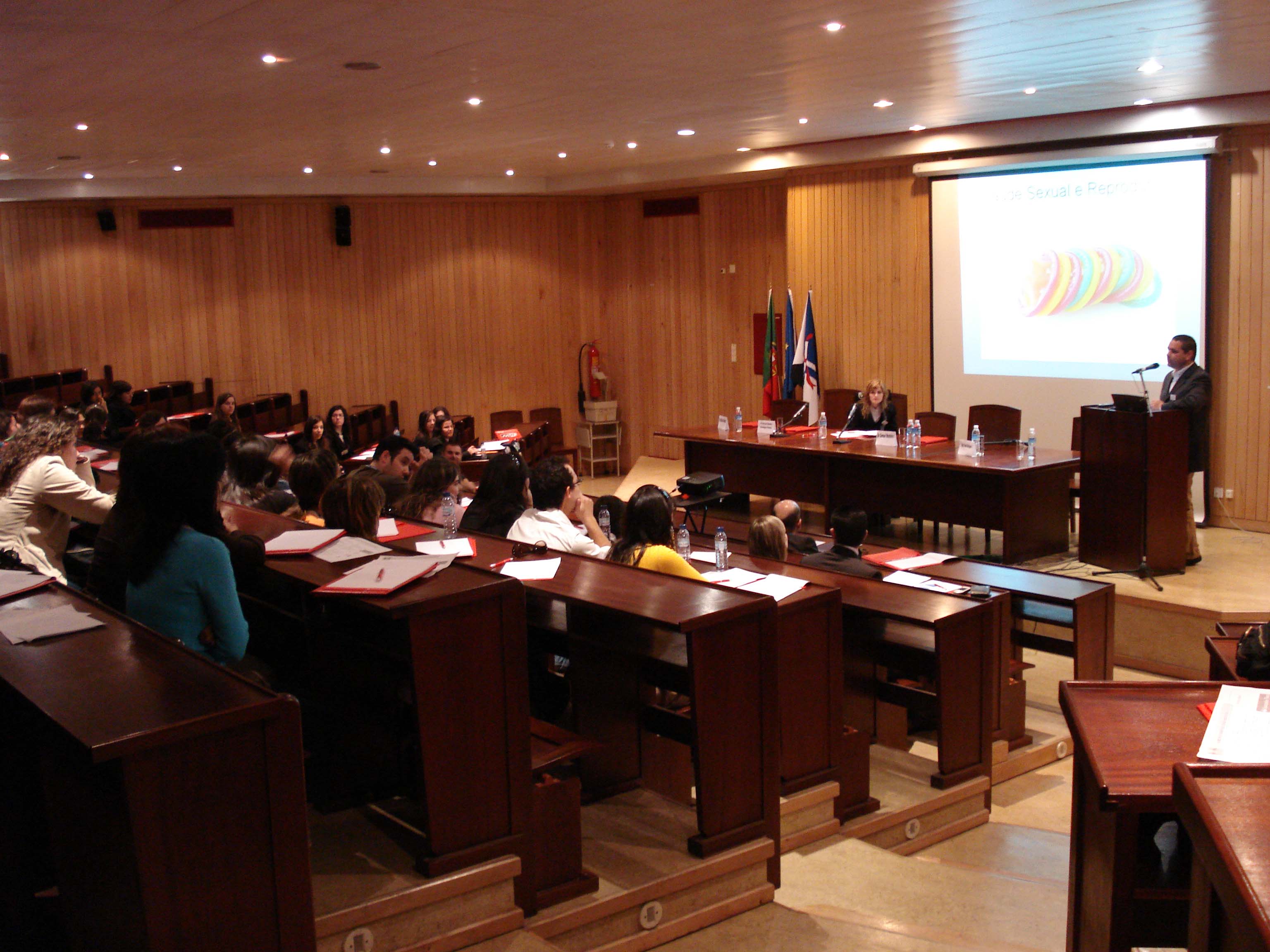 O evento foi promovido pelo Departamento de Psicologia e Educao da UBI