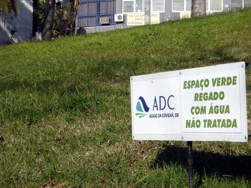 A providncia cautelar tem como objectivo travar a venda de 49 por cento da AdC