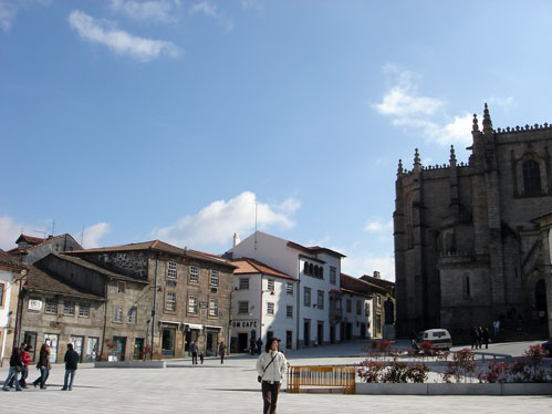 A Cmara da Guarda estuda a possibilidade de instalar videovigilncia no centro histrico