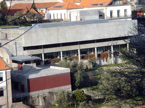 Os livros foram apresentados na Biblioteca Central da UBI