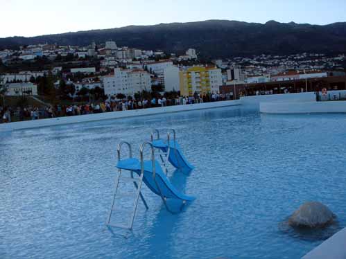 A piscina da Covilh est a funcionar desde sbado