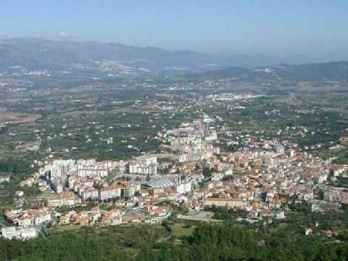 O complexo instalado no concelho do Fundo vai acolheu 120 camas e dar apoio a um maior nmero de idosos