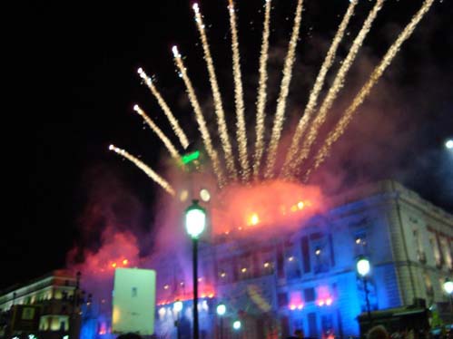 Fogos de artifcio na Puerta del Sol