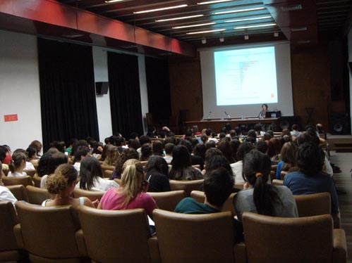 Uma iniciativa que juntou vrias dezenas de alunos e docentes