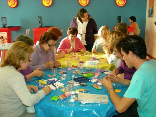 Cada participante teve de elaborar uma pea em Fimo ou Biscuit 