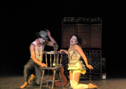 Telma Saio and Joo Bastos in the show 