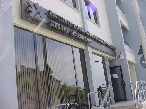 A direco regional do PCP mostra preocupao com o nmero de desempregados