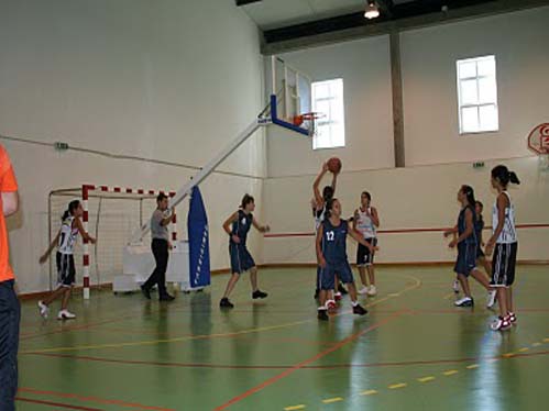 Os Amigos da Covilh dominaram o fim-de-semana de basquetebol