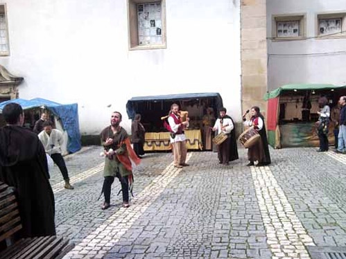 A Praça do Município foi palco de uma feira quinhentista