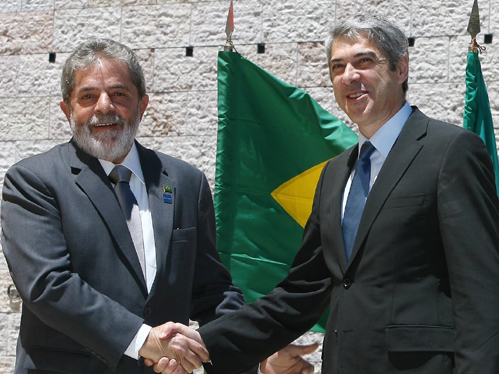 O presidente do Brasil, Lula da Silva, e o primeiro-ministro de Portugal, José Sócrates, na abertura da Cimeira.
