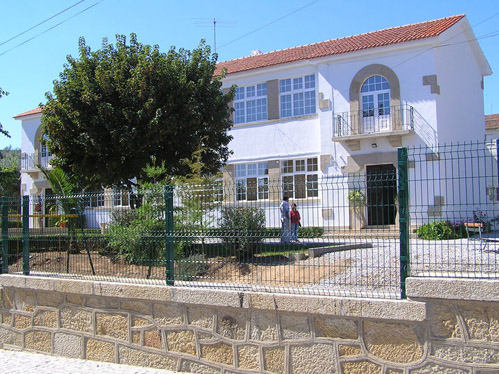 A escola da Capinha, que no ano passado foi remodelada, pode ver as suas portas encerradas no próximo ano lectivo