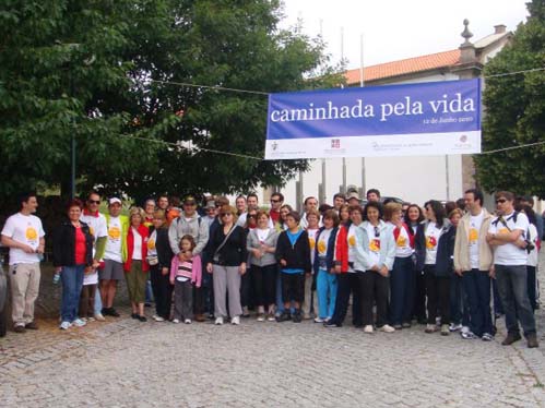 Diversos colaboradores da UBI participaram na caminhada