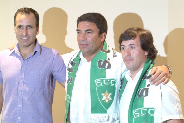 Luciano, à esquerda, João Pinto, ao centro e Alexandre Ribeiro, a equipa técnica do Covilhã para a nova época, faltando ainda Joanito