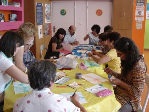 Todos os participantes pintaram uma paisagem em aguarela    