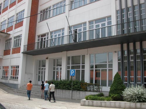 A faculdade promove um conjunto de eventos dedicados a temas da gestão e marketing