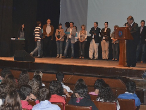 Os directores das Escolas da Covilhã entregaram os diplomas aos melhores alunos.