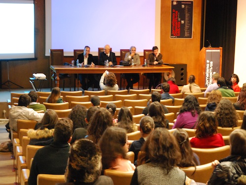 O evento contou com mais de duas centenas de pessoas entre alunos, docentes e profissionais da área