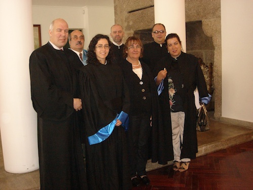 Rosa Maria Rato, uma das autoras da tese de doutoramento, com o júri das provas