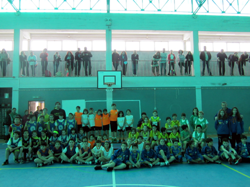 O Pavilhão da Escola Pêro da Covilhã recebeu o torneio que o estabelecimento de ensino espera que seja o primeiro de muitos