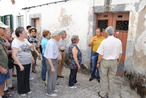 Os grupos são acompanhados por técnicos dos museus do município