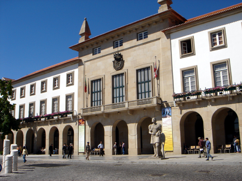 A medida abrange primeiro dia de aulas do primeiro ano de cada ciclo do ensino básico obrigatório