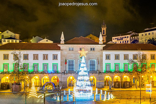 Câmara Municipal da Covilhã conta com iluminações, barraquinhas e presépios