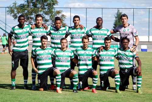 O Sporting da Covilhã está a uma distância de sete pontos do segundo lugar, que garante a subida de divisão (Foto de Arquivo)