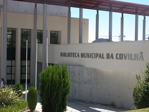 A Biblioteca da Covilhã, como não podia deixar de ser, é um dos locais onde vai passar o programa dedicado aos livros