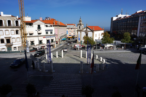 A partir da Praça do Município, os concorrentes vão à procura dos pontos que valem pontos, no jogo da Google
Tags: Google; Covilhã; “XM Anomaly”
