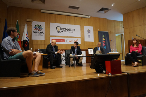 O debate decorreu no âmbito do ENE3 – Encontro Nacional de Estudantes de Engenharia Eletrotécnica 