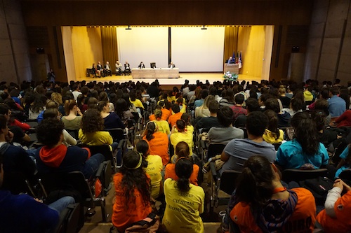 O Grande Auditório da Faculdade de Ciências da Saúde encheu para conhecer a UBI através das palavras do reitor, presidentes das faculdades, Provedor do Estudante e presidente da AAUBI 