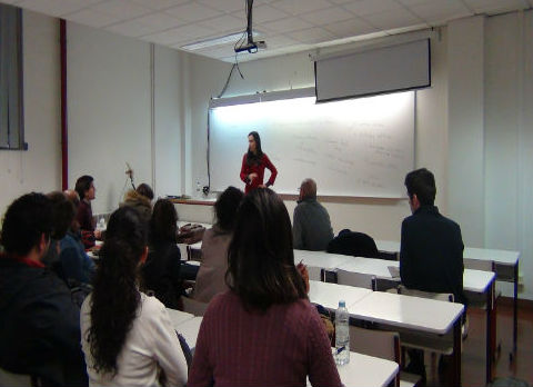 Ana Rita Ferreira concentrou as atenções dos mais de trinta alunos que participaram nesta sessão do workshop