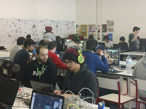 Jogadores da Lan Party em plena competição