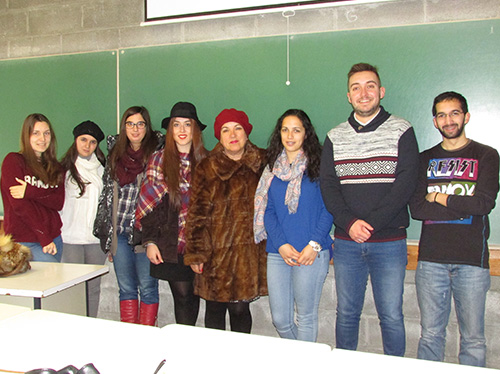 Alunos de mestrado em ensino de Português e Espanhol da UBI com a docente Graça Sardinha