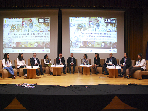 Cerimónia reuniu atuais alunos, fundadores e docentes do curso