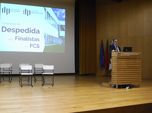 O docente da FCS, Miguel Castelo Branco, durante a cerimónia