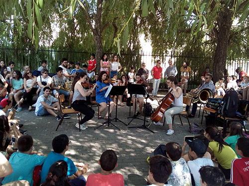 Assistiram ao primeiro concerto da iniciativa algumas dezenas de jovens da Escola Pêro da Covilhã