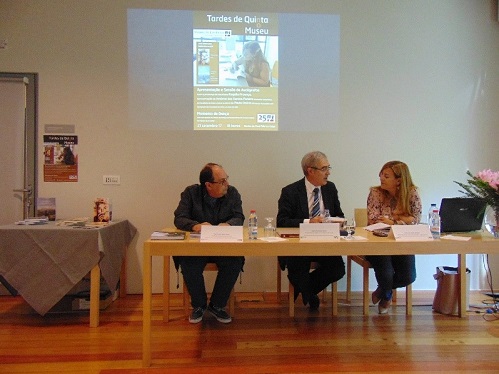 Painel de convidados da apresentação das obras