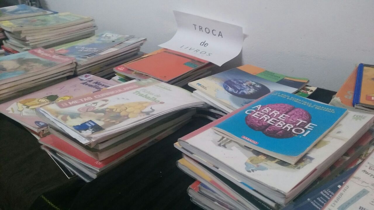 Livros doados pela LAPA